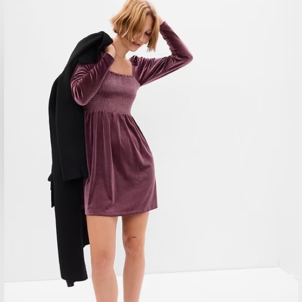 Gap Dark Maroon Purple Smocked Velvet Long Sleeve Dress Size M